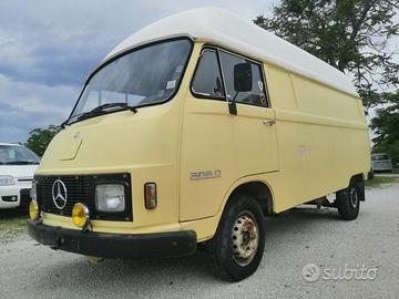 Mercedes-Benz L 306 D F 29 34 epoca