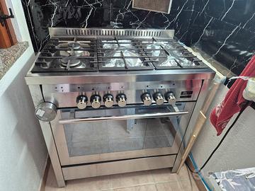 cucina a gas forno elettrico 