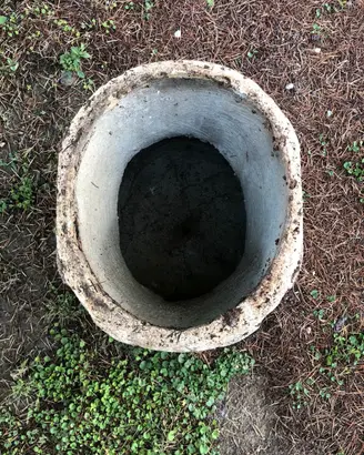 Vaso / Sedia (4 pz) in cemento da giardino H35cm