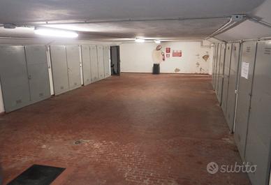 Ampio box a Sesto S. GIovanni