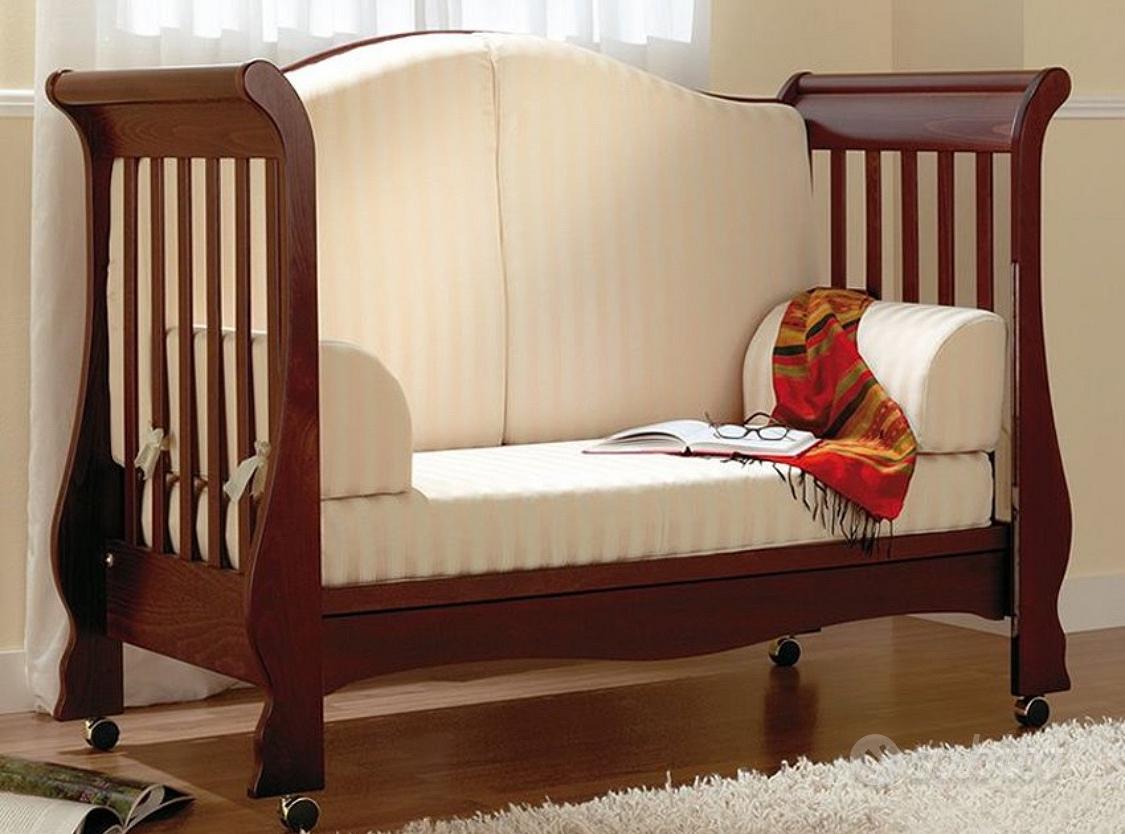 Pali 2024 dauphine crib