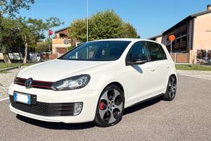 Volkswagen golf GTi 2.0 benzina cambio DSG