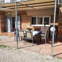 San Vincenzo trilo con spazio esterno 50 mt mare