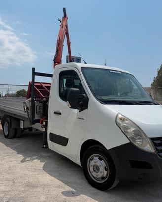 Renault Master con Gru Ferrari