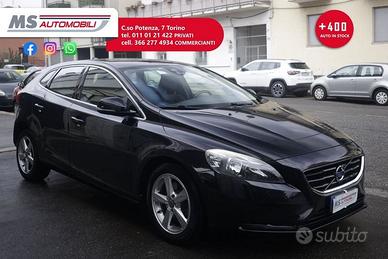 Volvo V40 Volvo D2 1.6 Powershift Momentum Un...