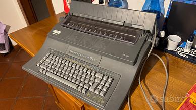 Macchina da scrivere Olivetti ET1250