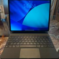 Ipad Air 13”  M4 + Apple magic keyboard