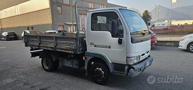 Nissan Cabstar 2003