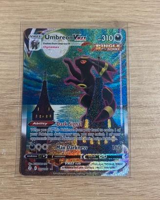 Umbreon VMAX Alt Art "Moonbreon" 215/203 Evolving