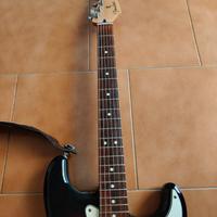 fender Stratocaster player I sunburst
