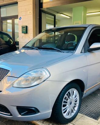 Lancia Ypsilon Ecochic GPL -X NEOPATENTATI- 2009