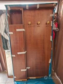 Appendiabiti in legno da ingresso