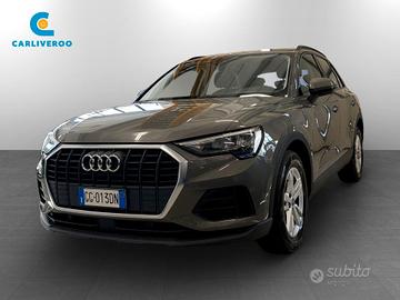Audi Q3 35 TFSI Business Advanced S-Tronic