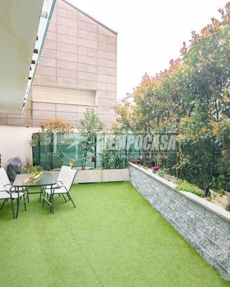 ESCLUSIVA SOLUZIONE SEMINDIPENDENTE CON GIARDINO!