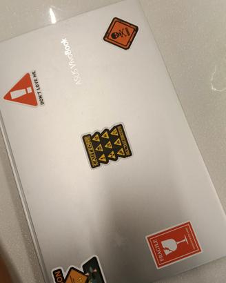 Laptop Asus Vivobook I5.