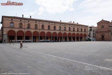 Immobile di 150 m² con 3 locali a Imola