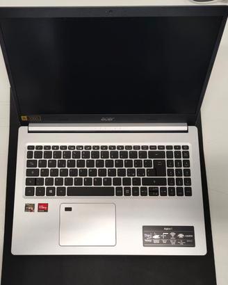 Notebook Acer 15.6" FullHD - Ryzen 7 8-Core / 16GB