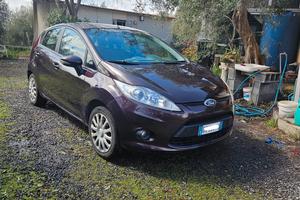 ford fiesta  benzina 