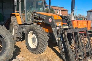 Trattore Renault Temis 610