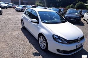 VOLKSWAGEN - Golf 1.6 tdi Highline 5p