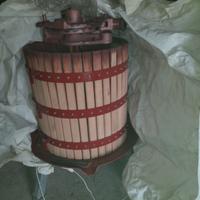 Torchio per vino 200L carrellato