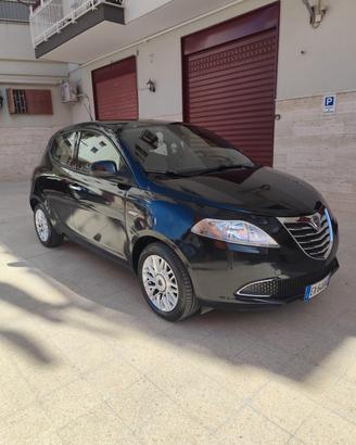 Lancia Ypsilon 1.3 MJT 95 CV 5 porte S&S Platinum