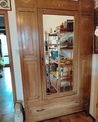 armadio anni 30 121x49 h 210 cm