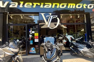 Zontes ZT 368 G 2025 con 4500km VALERIANOMOTO