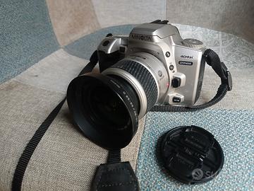 macchina fotografica analogica