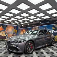 Alfa Romeo Giulia 2.9 V6 Bi-Turbo AT8 Quadrifoglio