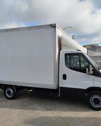 A SOLO 7500E.A METANO DI SERIE.E6B,ANNO 2020.PRONT