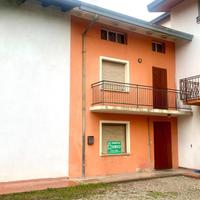 CASA IN LINEA BICAMERE: soluzione versatile per...