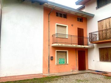 CASA IN LINEA BICAMERE: soluzione versatile per...