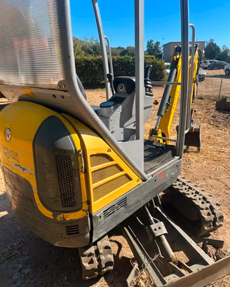 miniescavatore wecher neuson