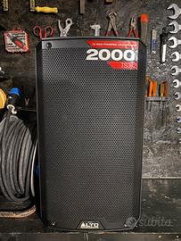 Cassa attiva 2000 W