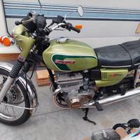 Suzuki GT 550