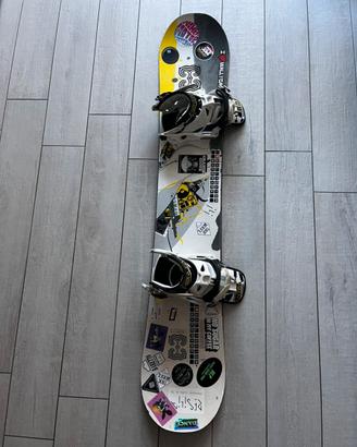 Tavola snowboard Forum Freestyle 148 cm + attacchi