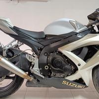 Suzuki GSX R 750 - 2010