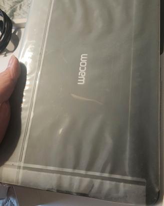 Wacom Intuos Pro Small PTH-460 + Pellicola Nuova