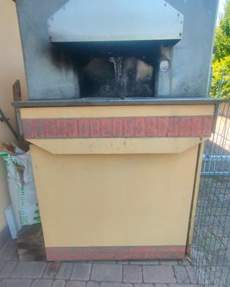 Forno a LEGNA carrellato e carrellabile