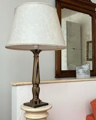 Lampada in legno lastronato