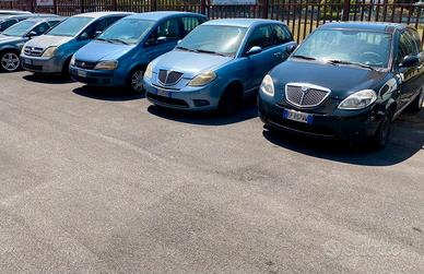 2 Lancia Ypsilon -Fiat idea - Opel meriva - IN BLO