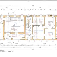 Fabbricato intero con tre unita residenziali
