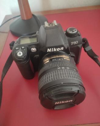 fotografica Nikon analogica  