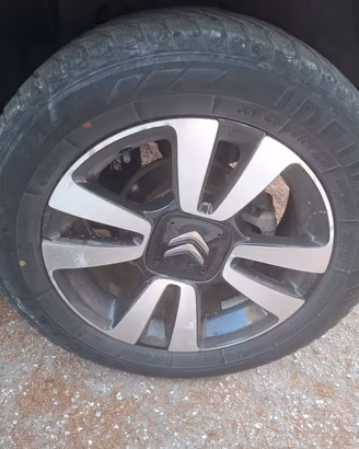 Cerchi e gomme Citroen C3/Aircross/C4
