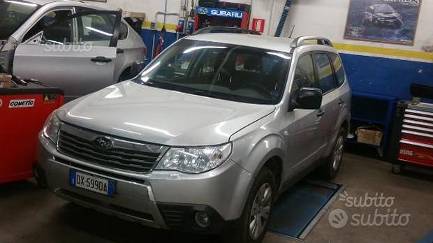 Subaru forester 2.0 mt my 08/09 solo ricambi