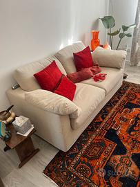 Divano letto e due poltrone