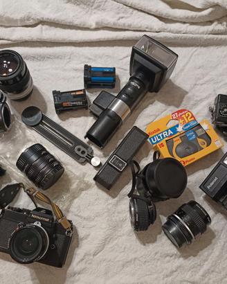 Materiale fotografico Nikon vintage