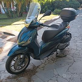 Piaggio Beverly 400