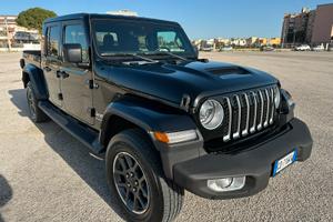 JEEP gladiator immatricolata autocarro  IVA ESPOST